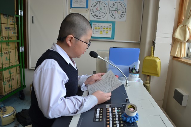 ６年生児童によるあいさつ