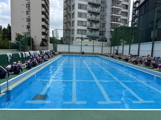 はじめての水遊び