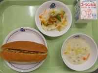 給食