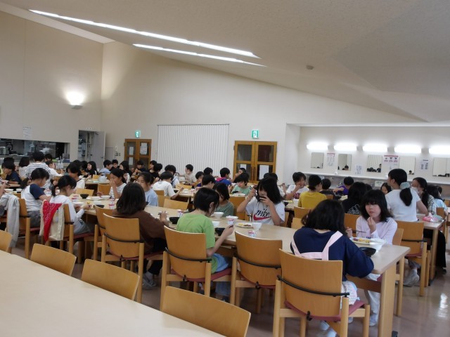 朝食