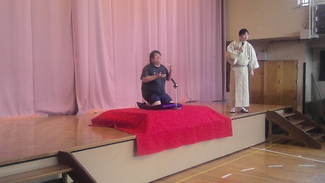 山本先生も挑戦！いい表情しています。
