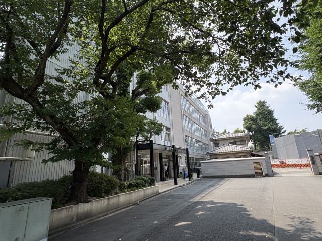 ７月１２日より事前学習が始まります。生徒の皆さんはこちらの入口からお入り下さい。