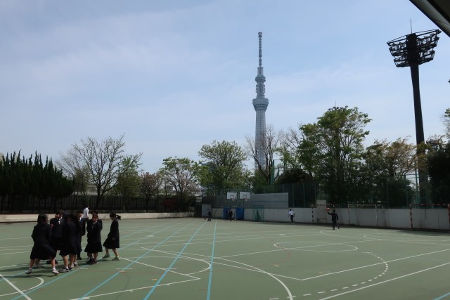 お昼の校庭解放①