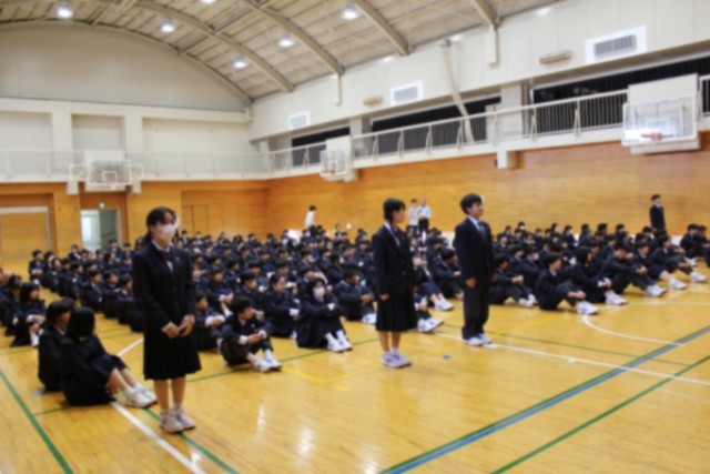 各委員会の三役紹介