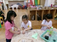 スライム作りの様子①