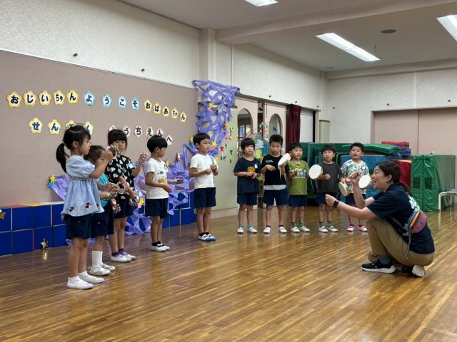 にじ組　自分たちでリズムを考えた楽器遊び