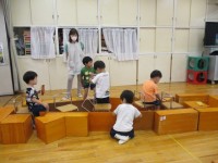 電車ごっこ