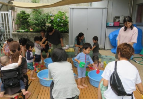 水遊び気持ちいいね